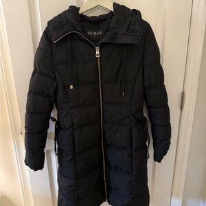 GUESS Women's Black Puffer Coat w/hood,fleece lined pockets,& adjustable sides